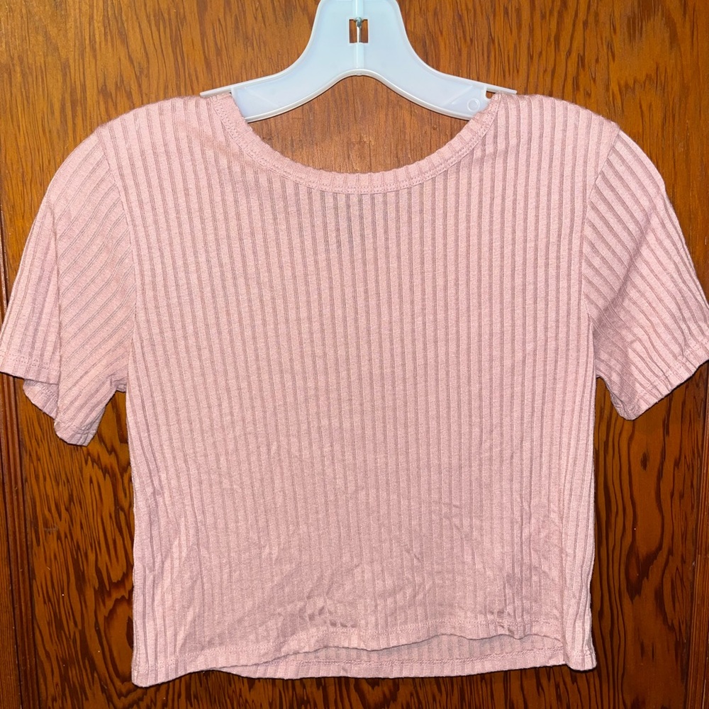Ribbed, short sleeve top